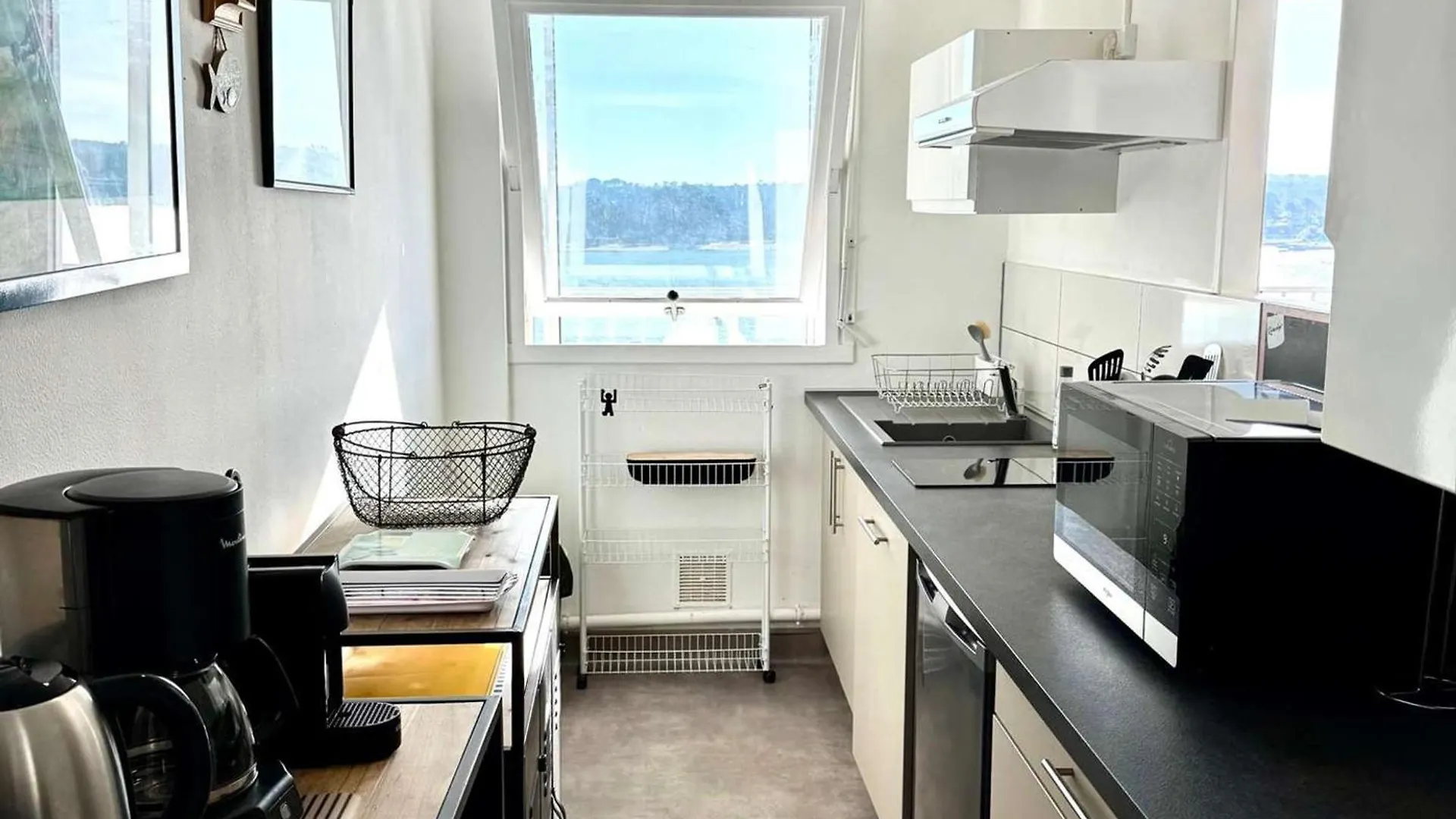Appartement 2 Pers. A 50M Plages Avec Wifi Et Parking - Fr-1-368-275 Trégastel 0*,